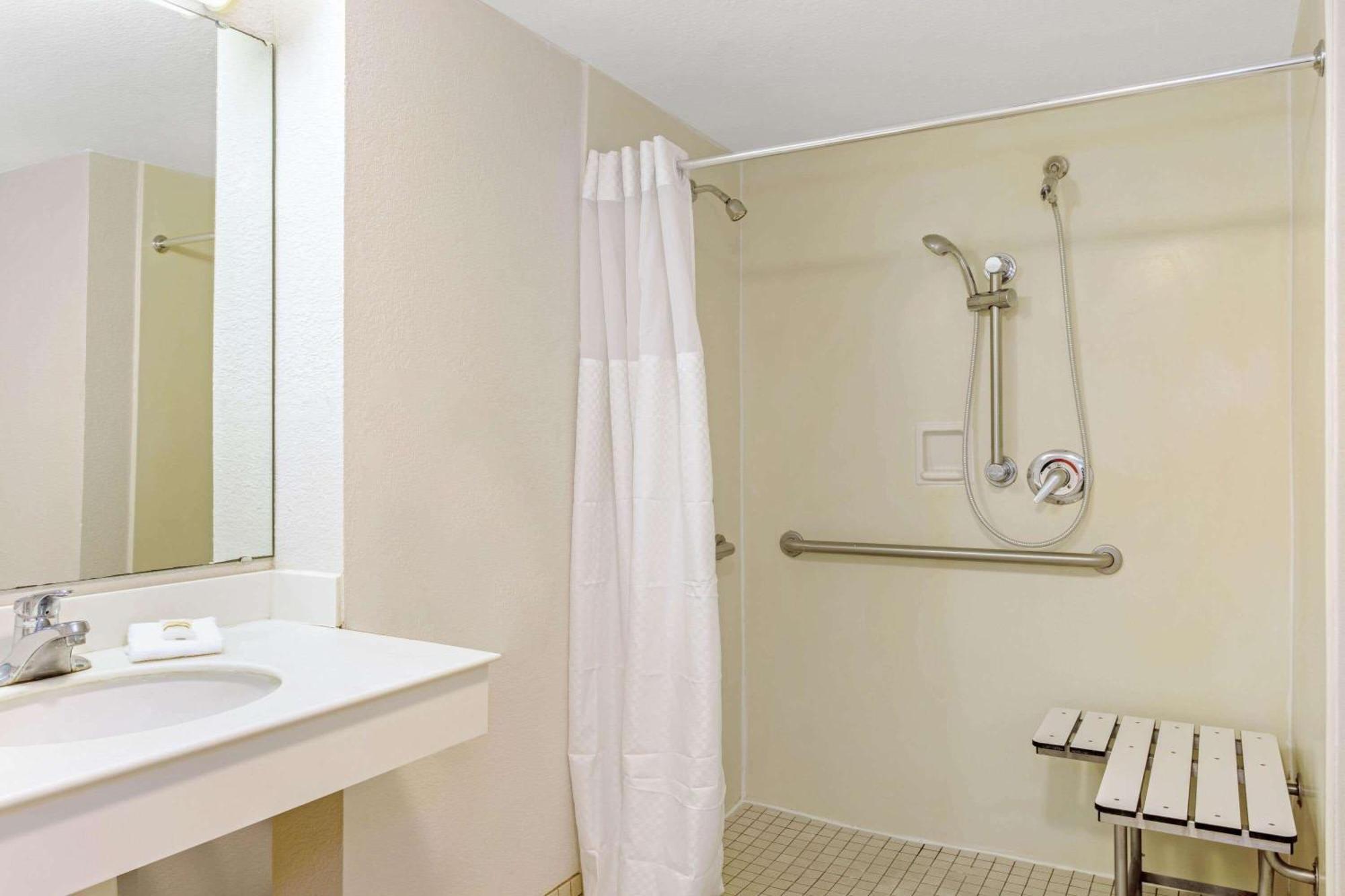 La Quinta Inn By Wyndham Orlando Airport West Ngoại thất bức ảnh